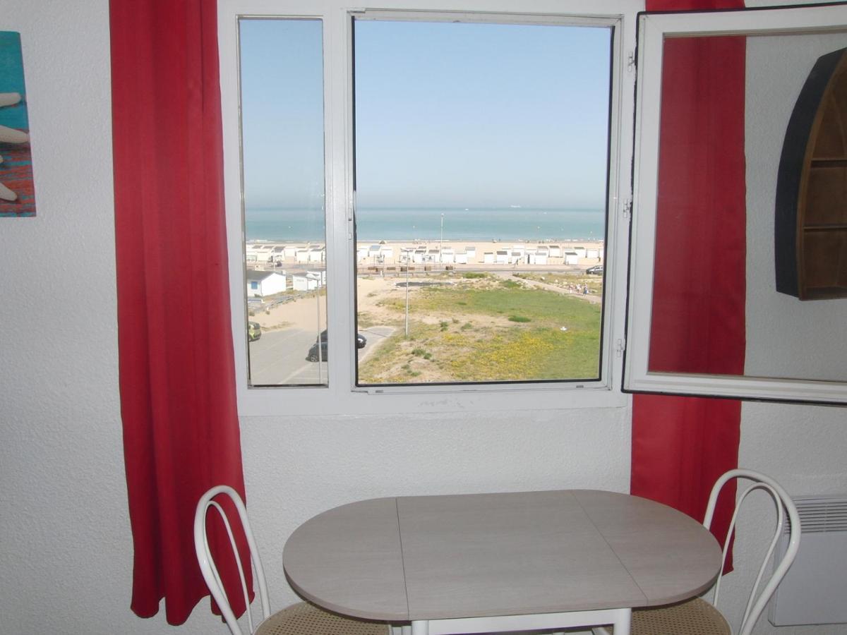 Studio Vue Sur Mer Apartment Calais Exterior photo