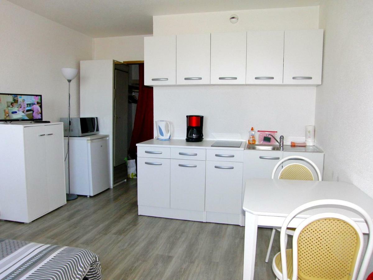 Studio Vue Sur Mer Apartment Calais Exterior photo